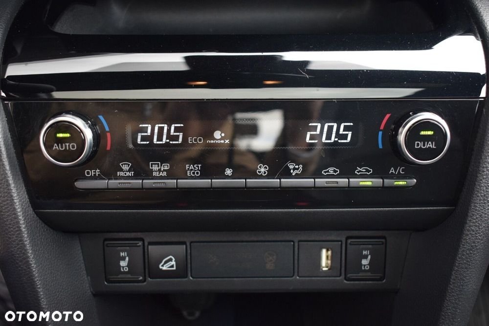 Toyota Yaris Cross Hybrid 1.5 Adventure 4x4 - 23