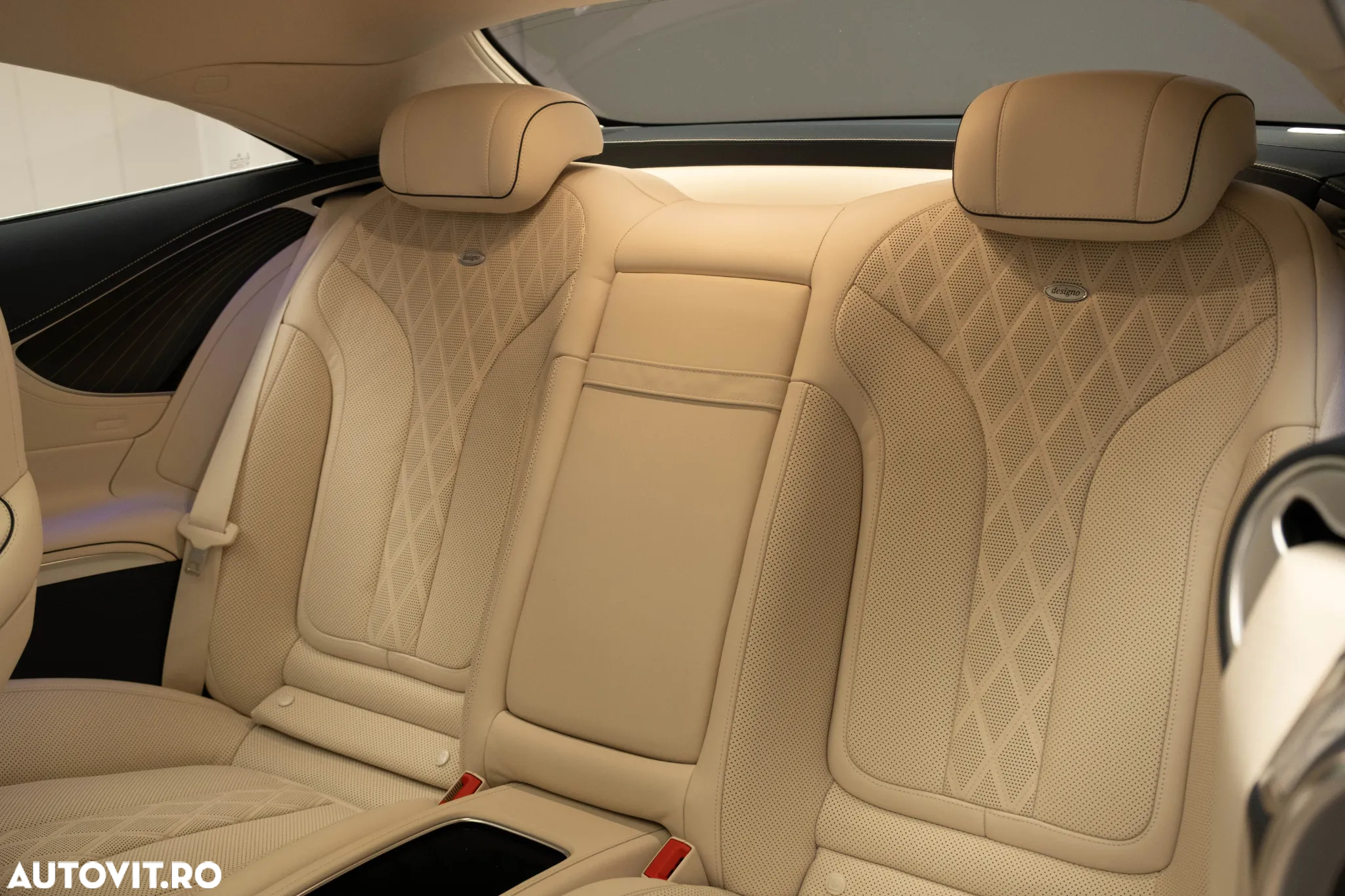 Mercedes-Benz S 450 4MATIC Coupe Aut - 22