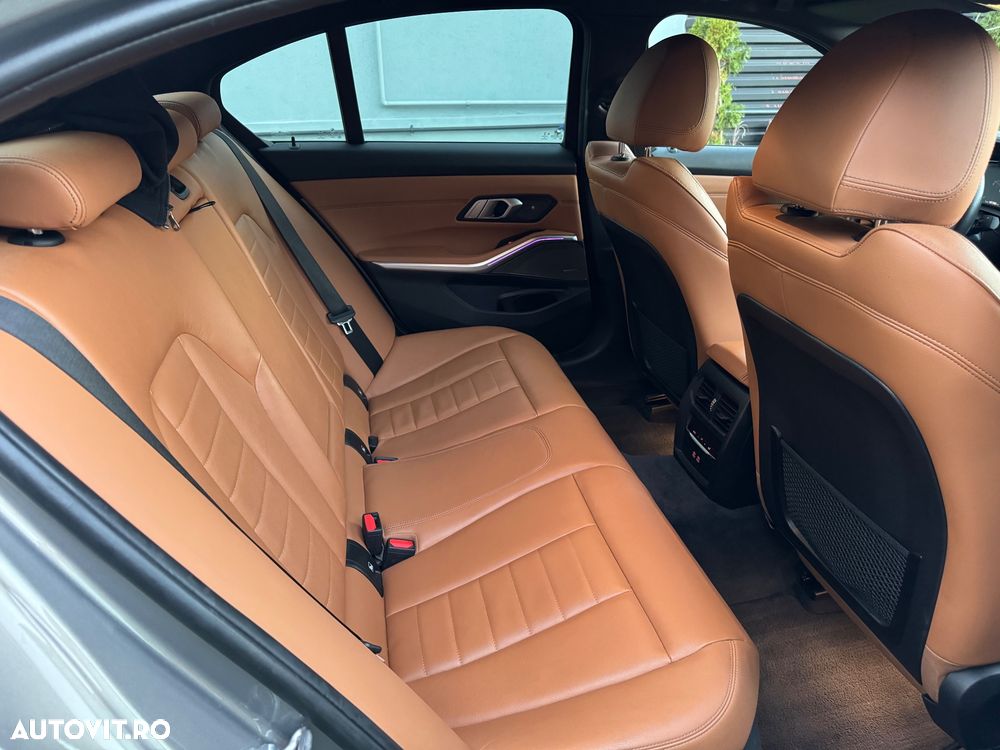 BMW Seria 3 330e Aut. M Sport - 26