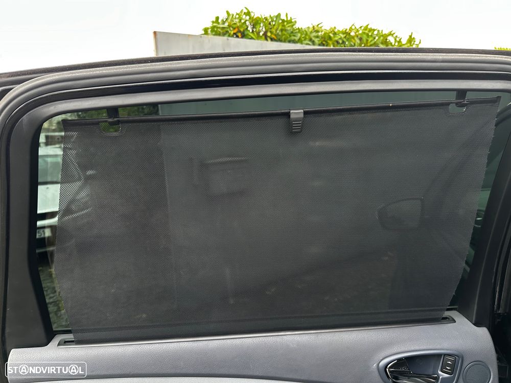 Ford S-Max 1.8 TDCi Titanium 7L - 39