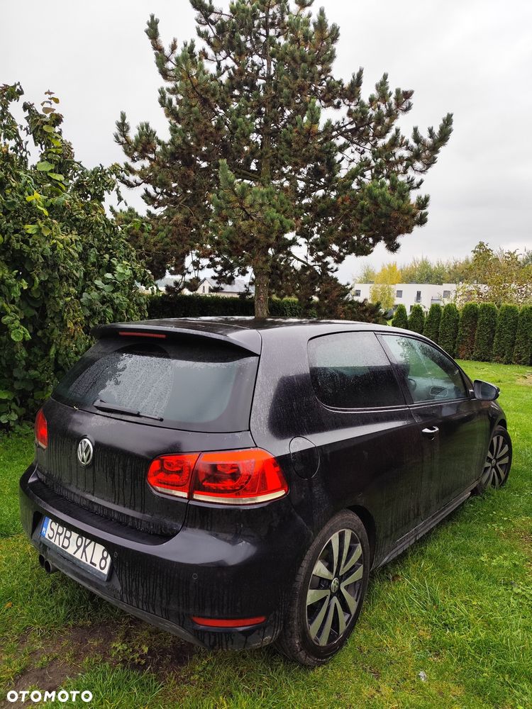 Volkswagen Golf 2.0 TDI GTD - 1