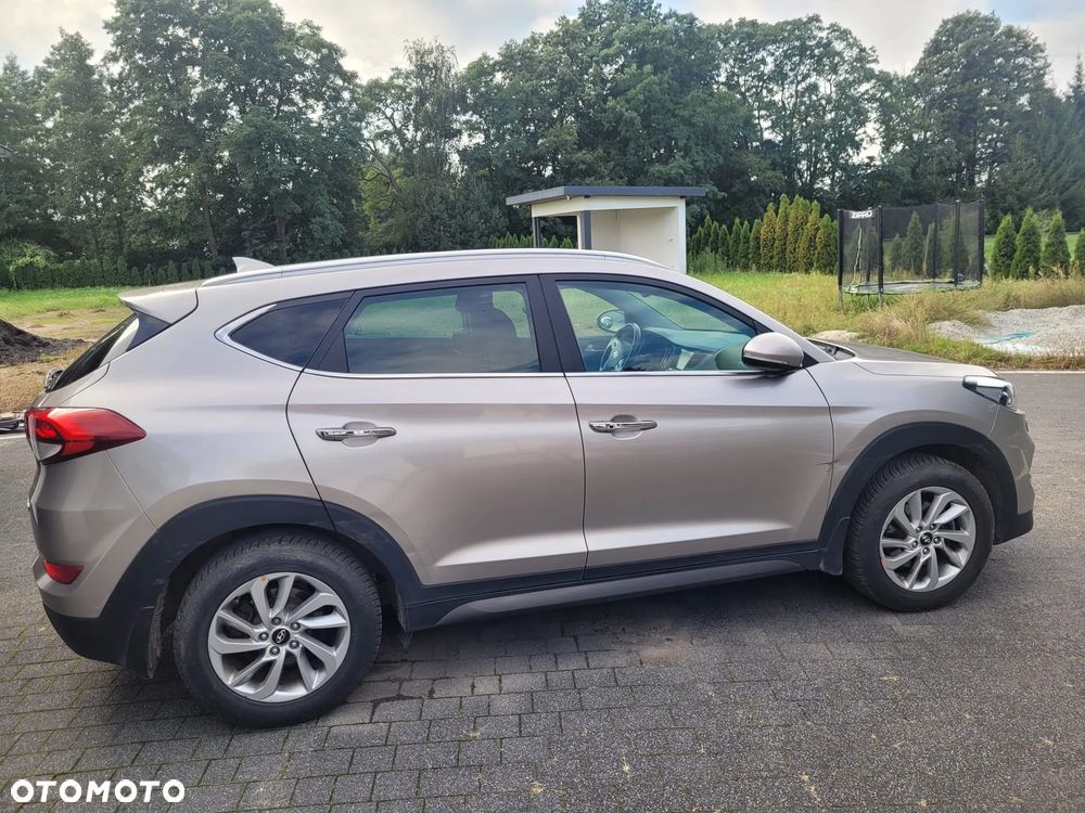 Hyundai Tucson 1.7 CRDI BlueDrive Comfort 2WD - 1