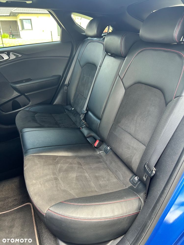 Kia ProCeed 1.6 T-GDI GT DCT - 24
