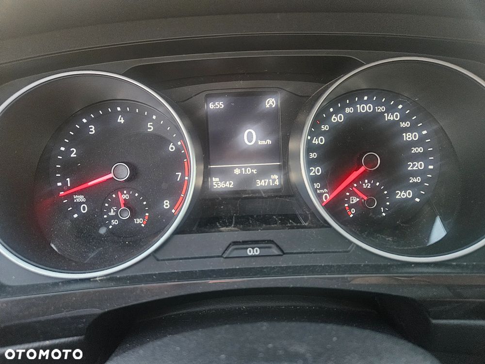 Volkswagen Tiguan - 14