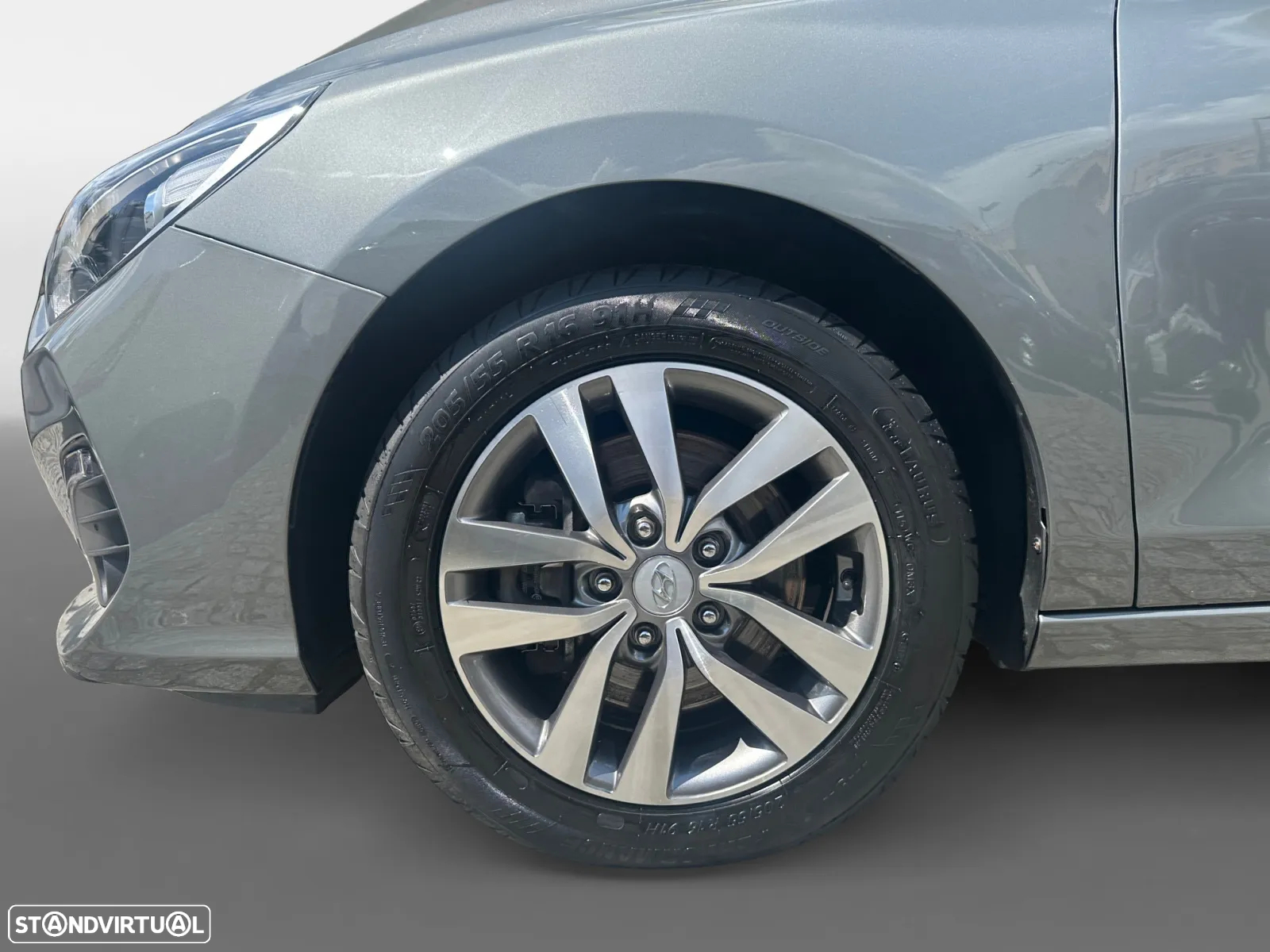Hyundai i30 SW 1.6 CRDi Style+Navi - 16