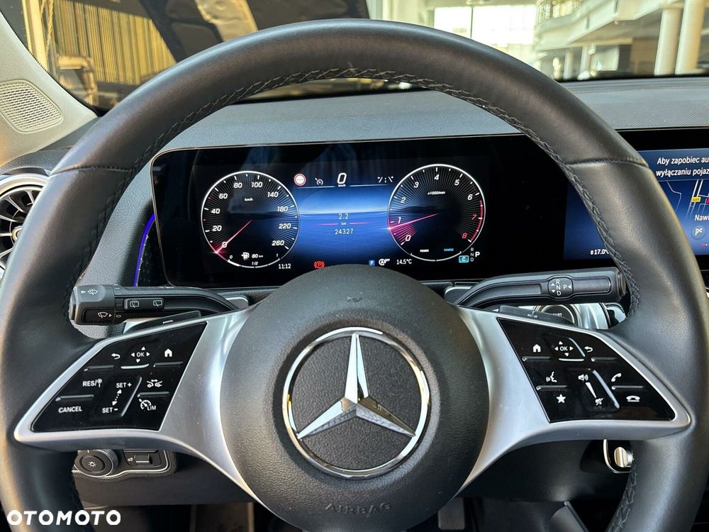 Mercedes-Benz GLB 200 Progressive 7G-DCT - 15