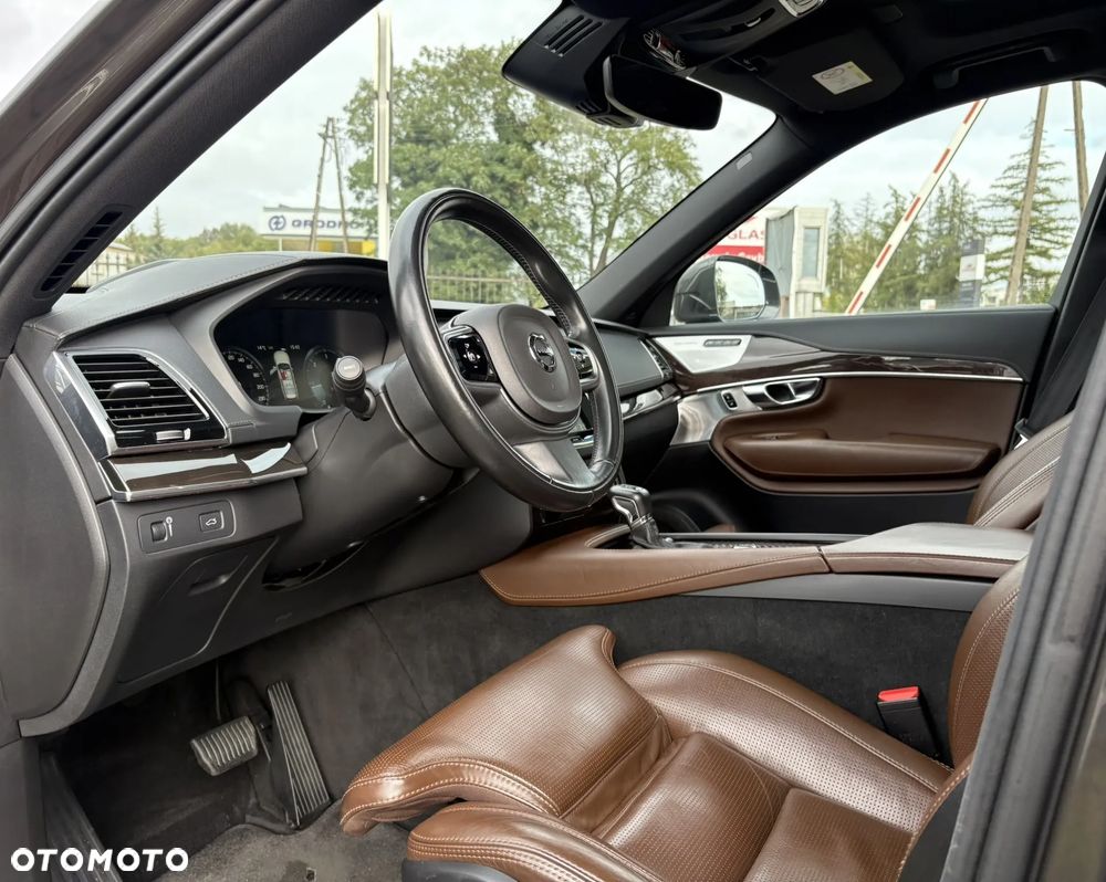 Volvo XC 90 D5 SCR AWD Inscription - 12