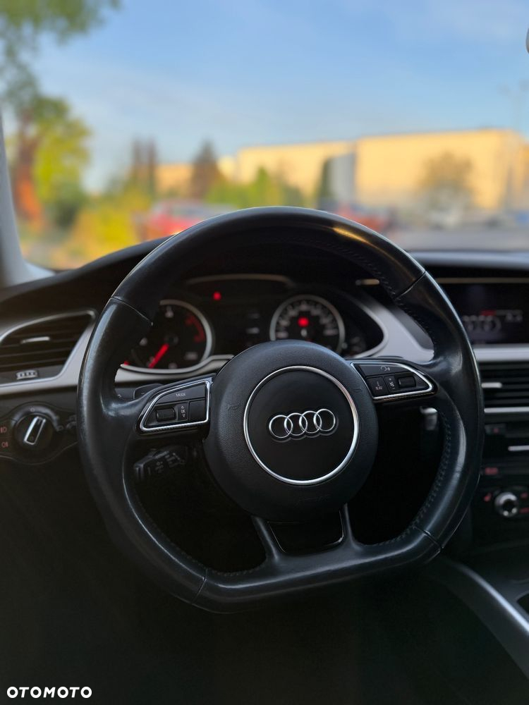 Audi A4 2.0 TDI Multitronic - 8