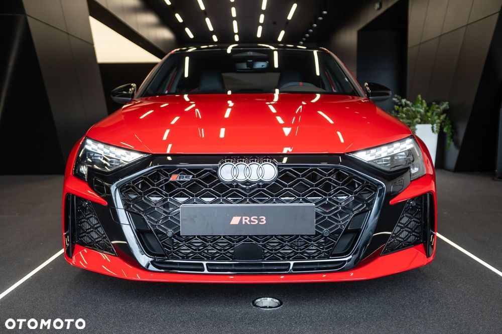 Audi RS3 Limousine TFSI Quattro S tronic - 3