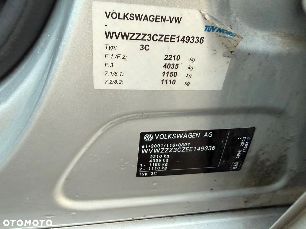 Volkswagen Passat 2.0 TDI DSG BlueMotion Technology Comfortline - 26