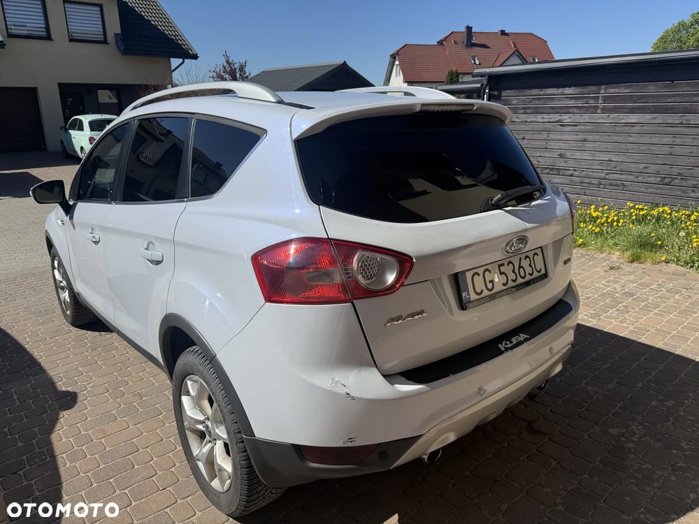 Ford Kuga 2.0 TDCi Titanium FWD - 3