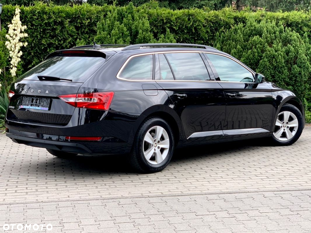 Skoda Superb Combi 1.6 TDI DSG Ambition - 14