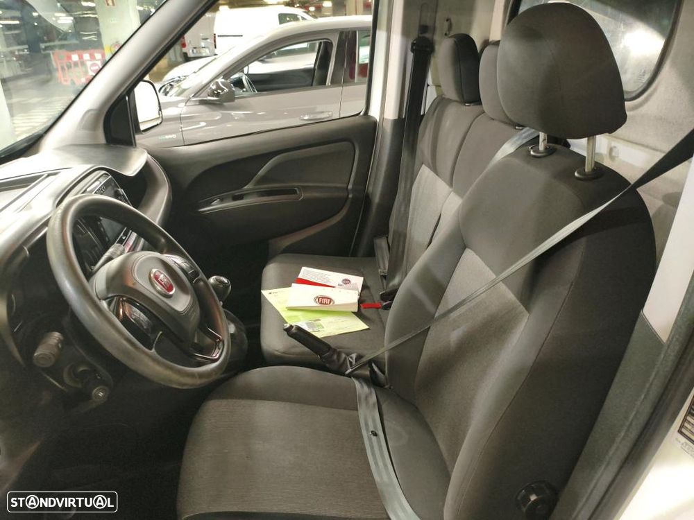 Fiat DOBLO CARGO 1.6 MJ SX 3L - 5