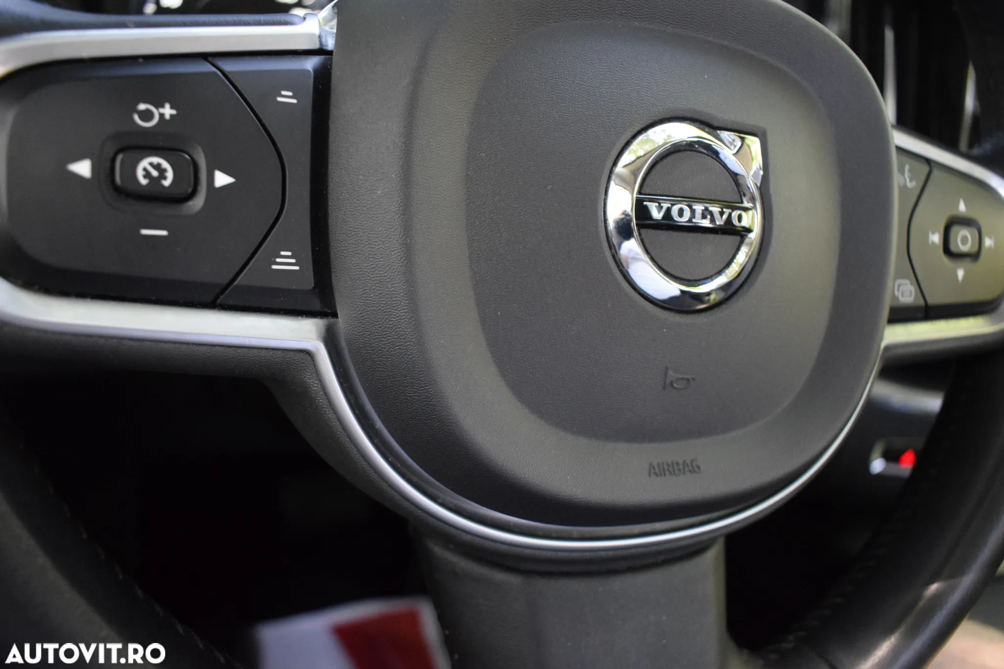 Volvo XC 60 B5 B AWD Geartronic Momentum Pro - 18