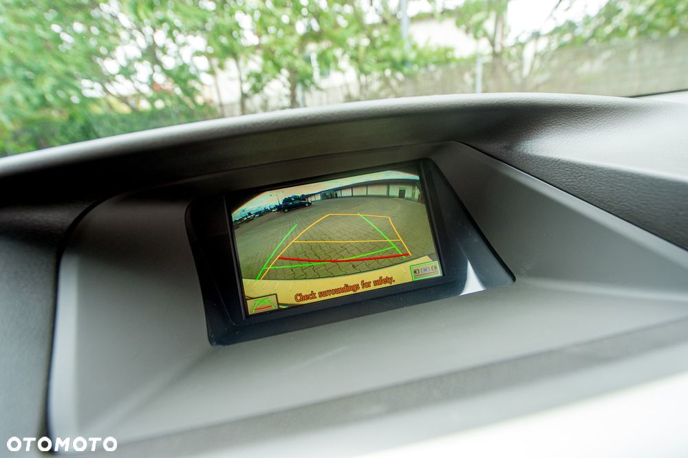 Lexus RX 450h (hybrid) - 28