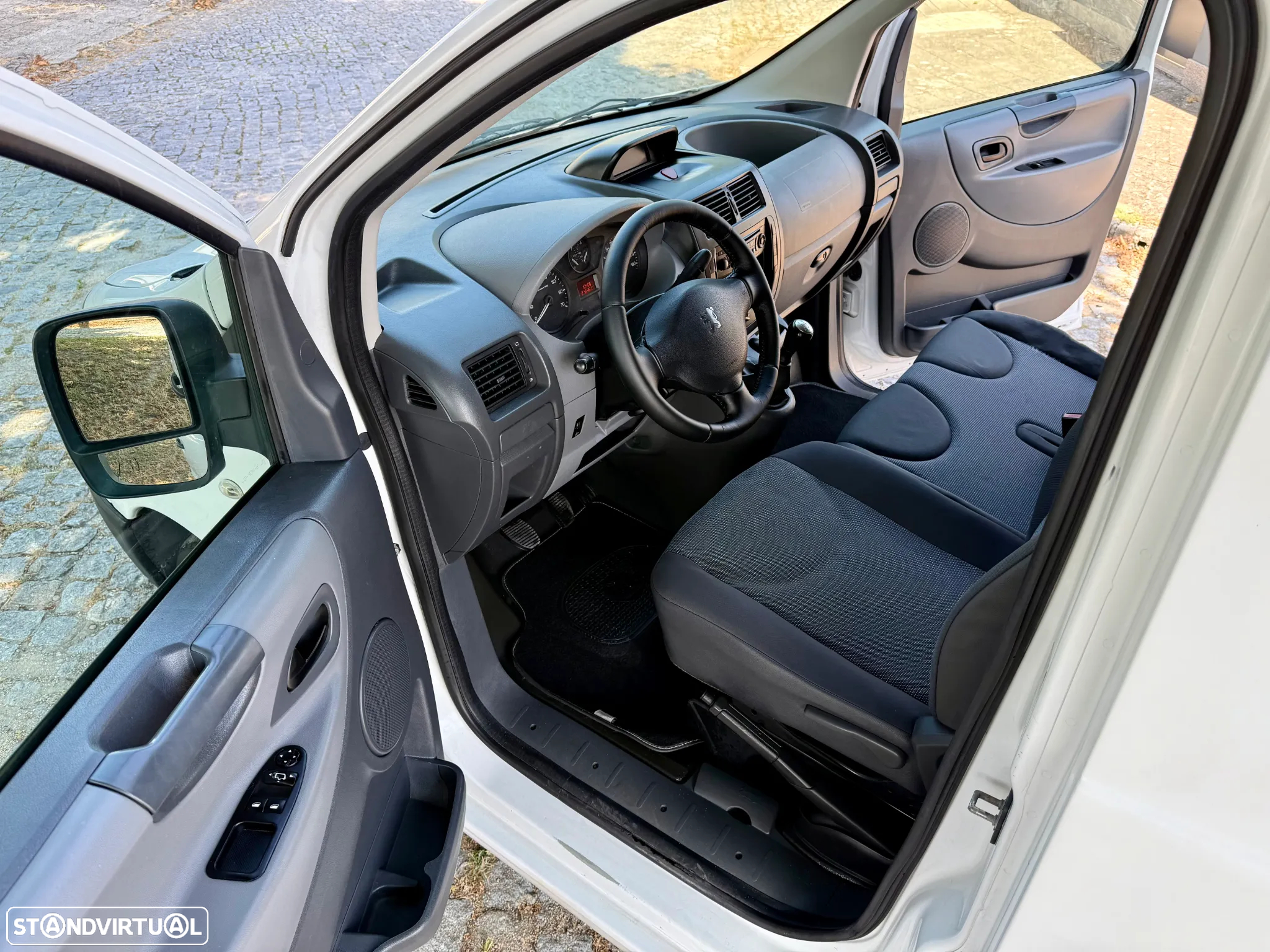 Peugeot EXPERT 1.6HDI 3 LUG AC REBOQUE BARRAS - 10