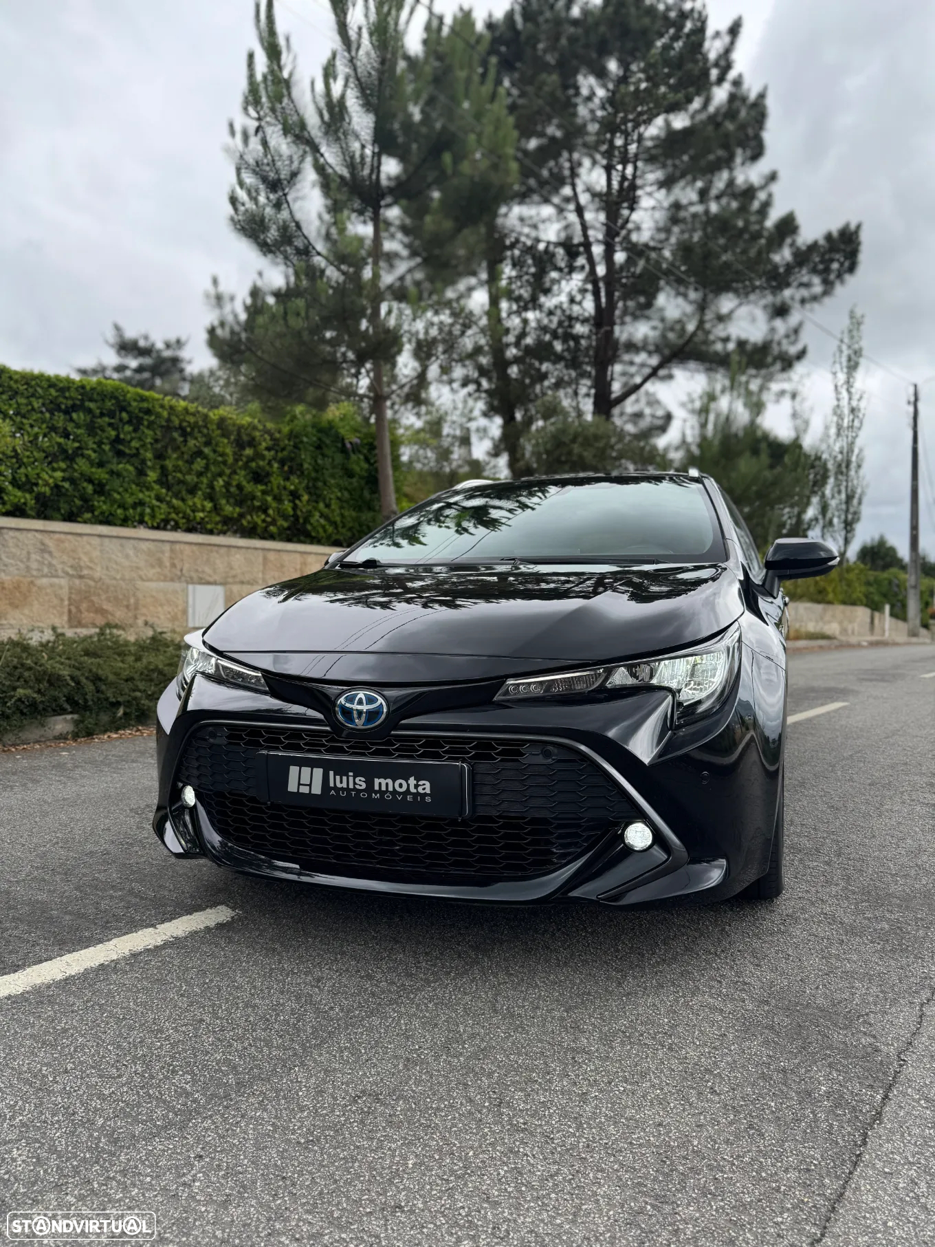 Toyota Corolla Touring Sports 1.8 Hybrid Comfort+P.Sport - 2