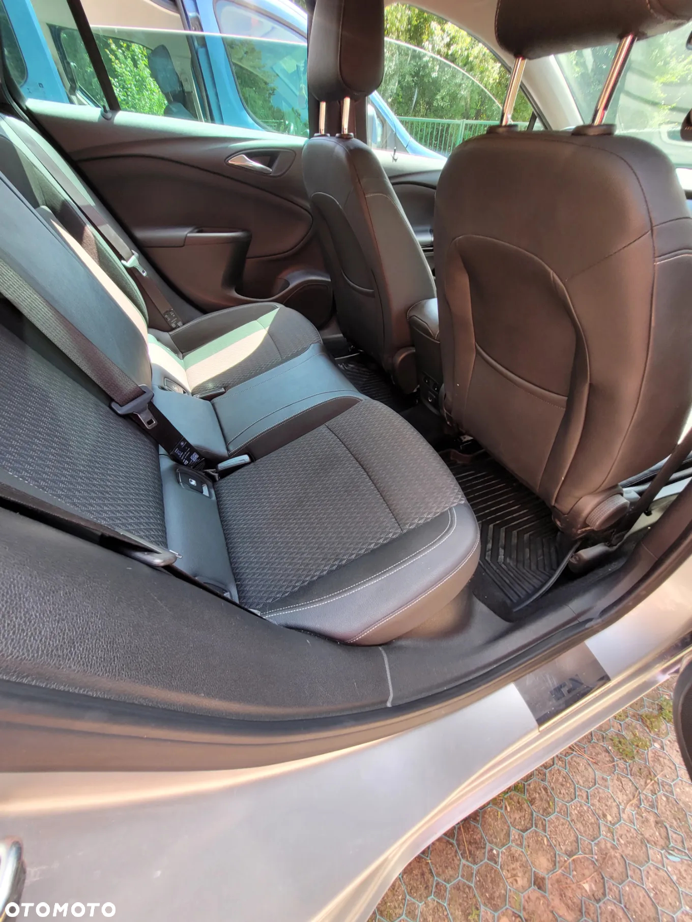 Opel Astra - 16