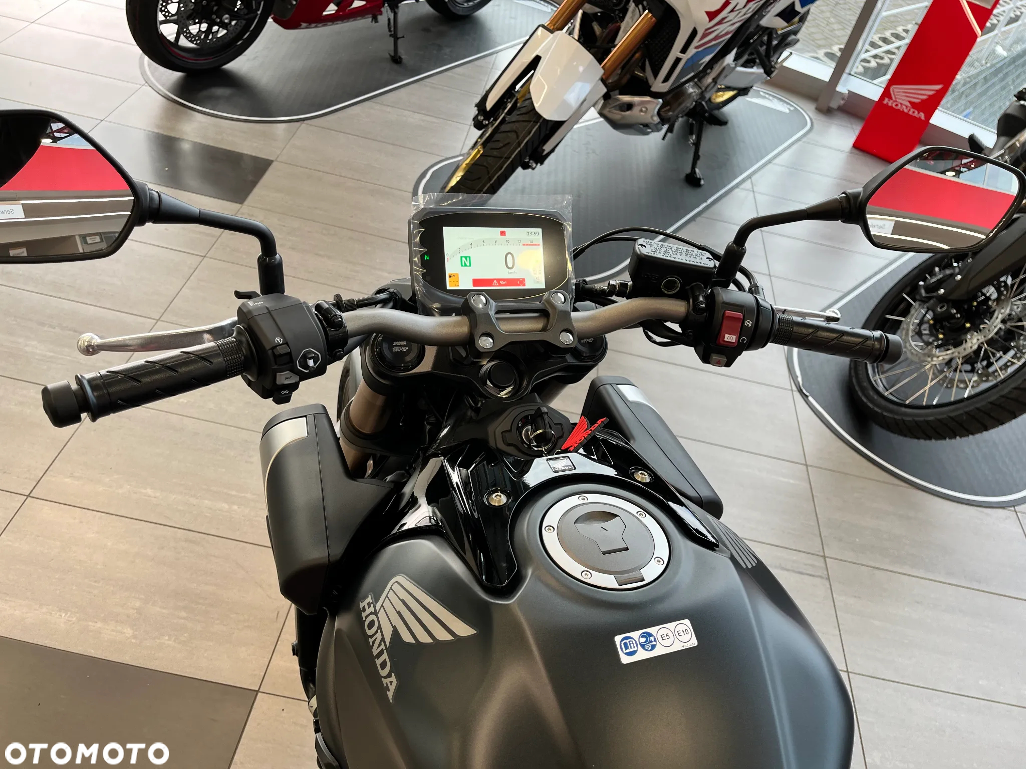 Honda CB - 9