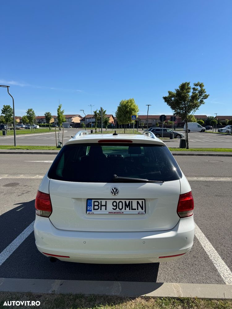 Volkswagen Golf 1.6 TDI DPF DSG Comfortline - 28