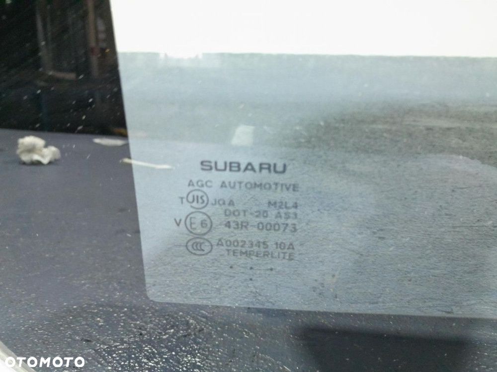 SUBARU XV I SZYBA SZYBERDACHU - 2