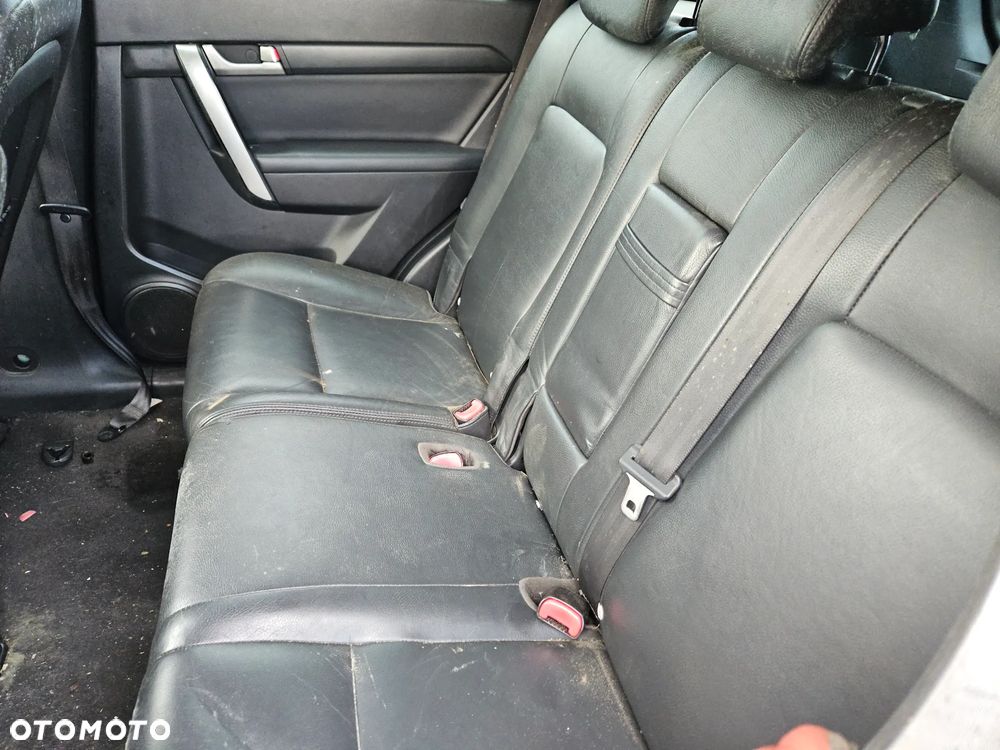 Chevrolet Captiva C100 2,4 benzyna 100kW 136KM 2007r lak. 47U skóry hak - 6