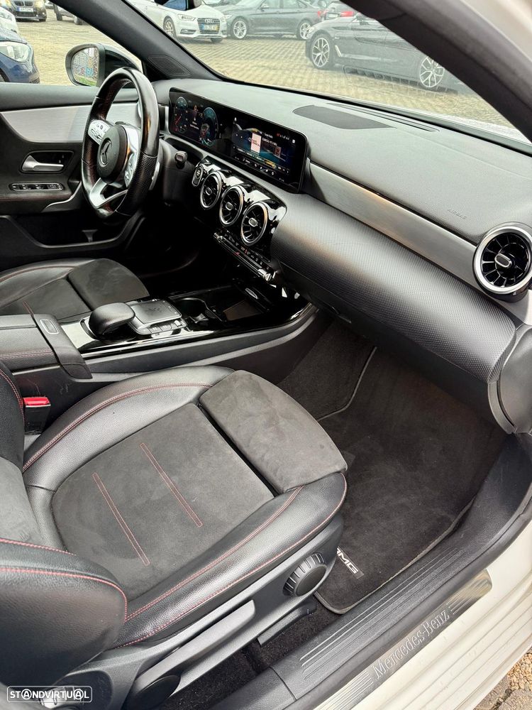 Mercedes-Benz A 250 e AMG Line - 11