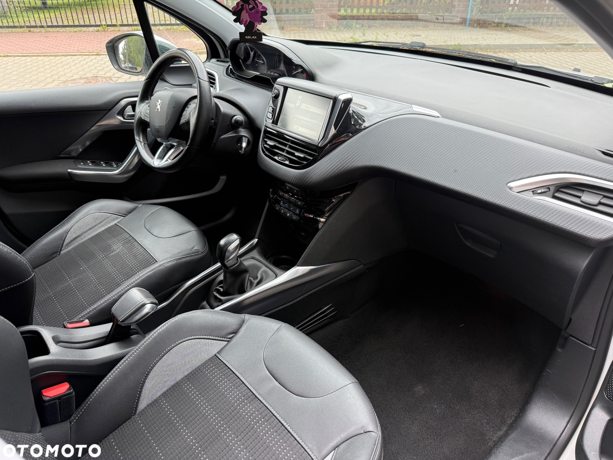 Peugeot 2008 82 VTI Allure - 5