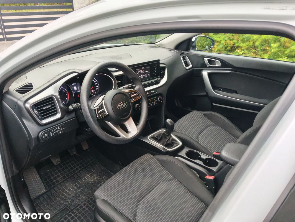 Kia Ceed 1.0 T-GDI M - 6