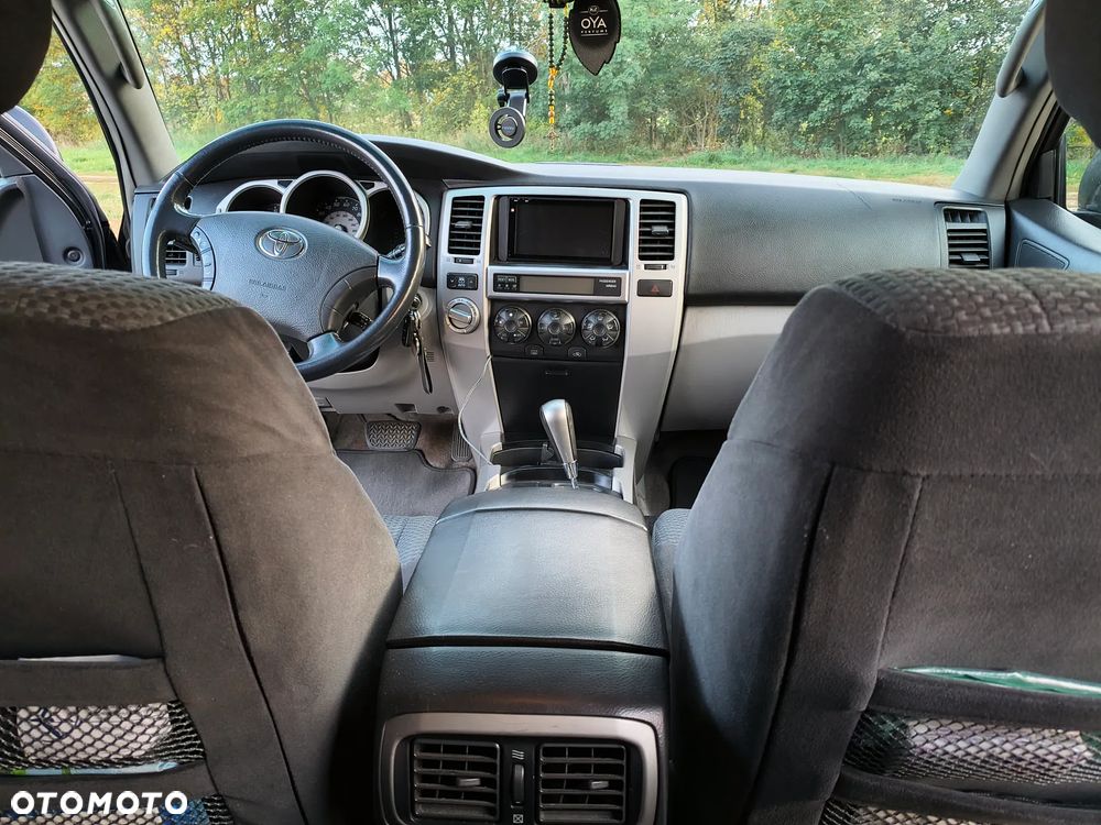 Toyota 4-Runner - 13