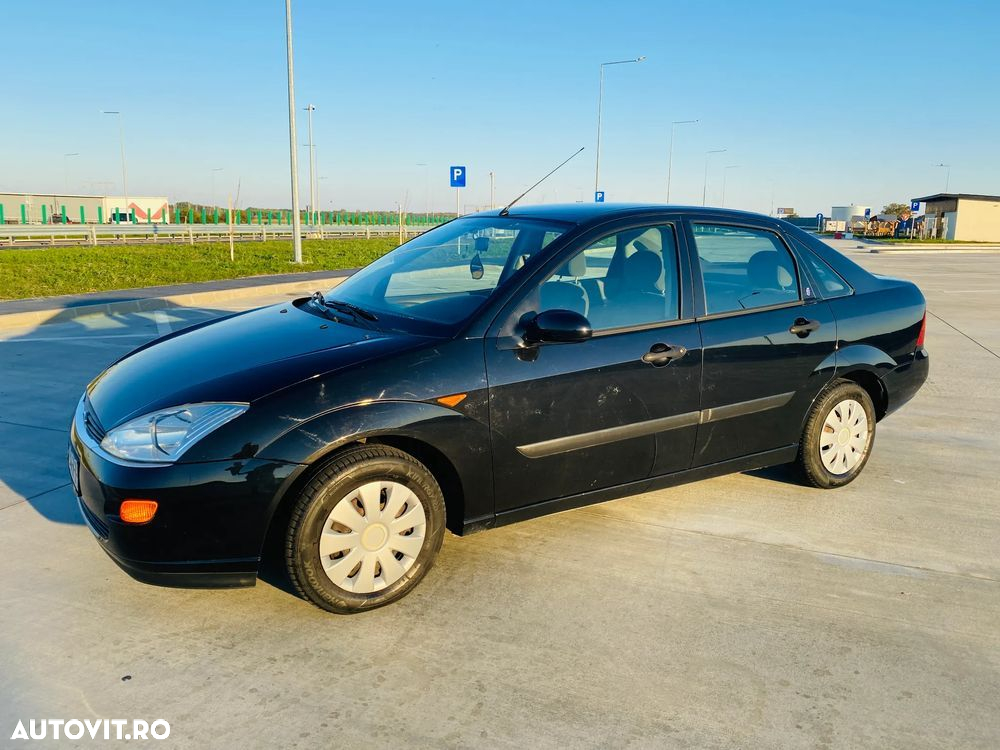 Ford Focus 1.6 16V Ghia - 6