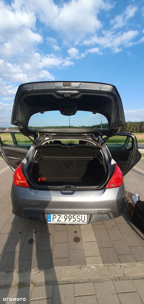 Peugeot 308 1.6 Premium Plus - 15
