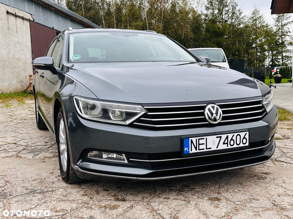 Volkswagen Passat - 4