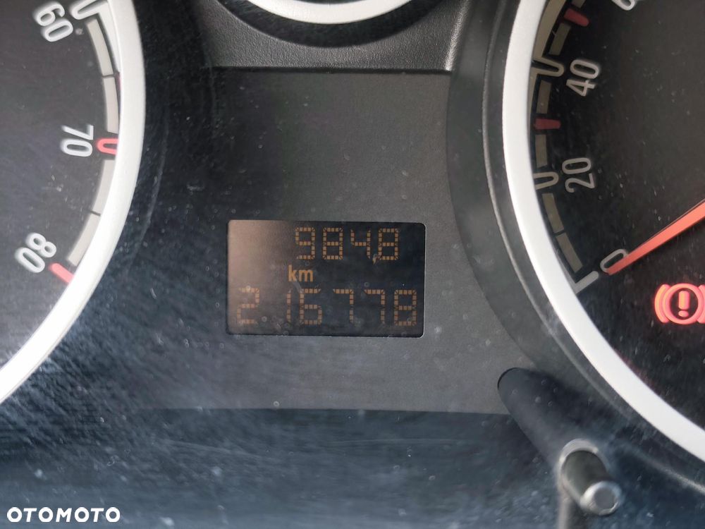 Opel Corsa - 12