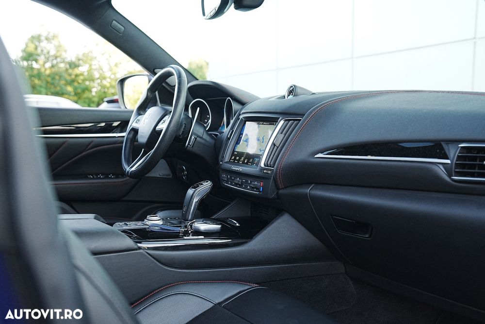 Maserati Levante Q4 GranSport - 24