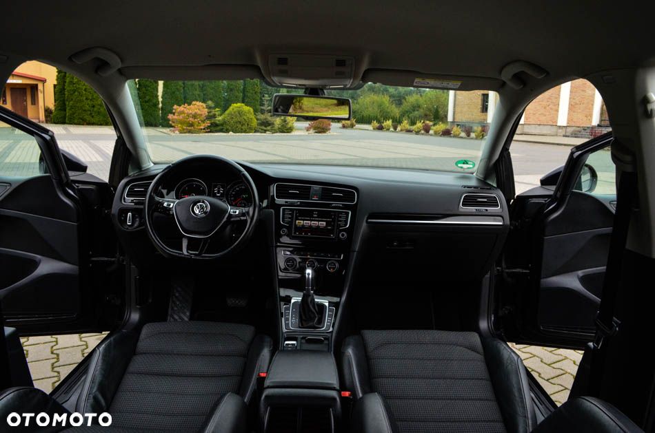 Volkswagen Golf 2.0 TDI (BlueMotion Technology) DSG Highline - 36
