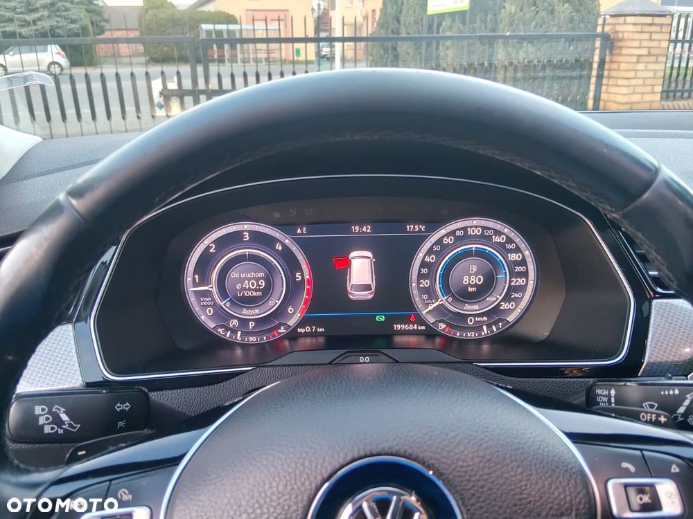 Volkswagen Passat Alltrack 2.0 TDI SCR 4Mot DSG - 11