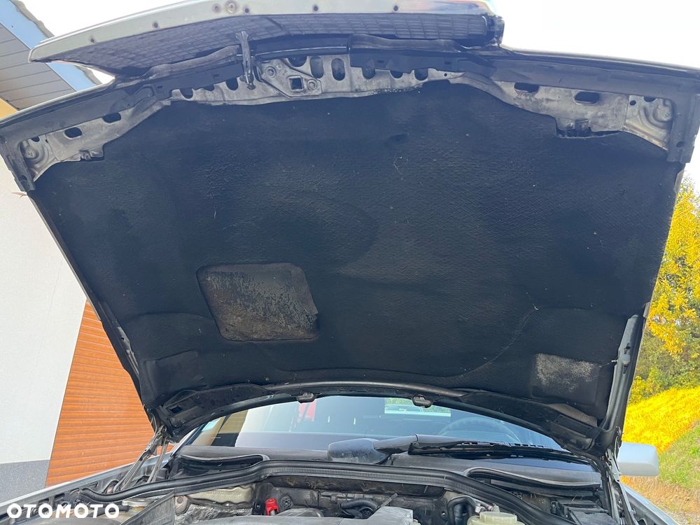 Mercedes-Benz W124 (1984-1993) - 26