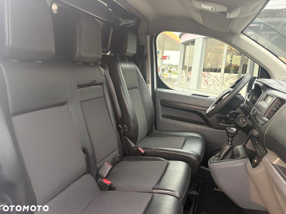 Opel VIVARO 2.0D MAX DŁUGI SUPER STAN - 28