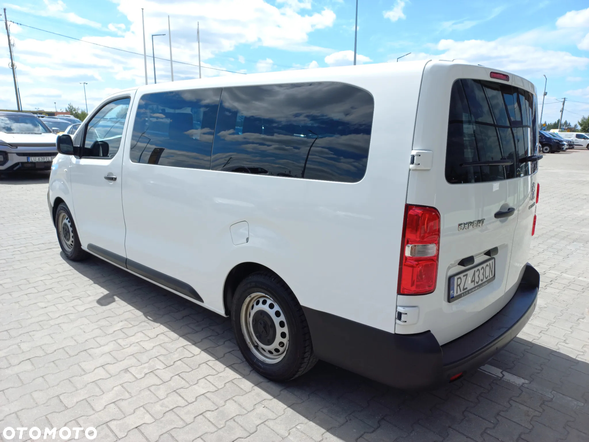 Peugeot Traveller 2.0 BlueHDi Long Business - 7
