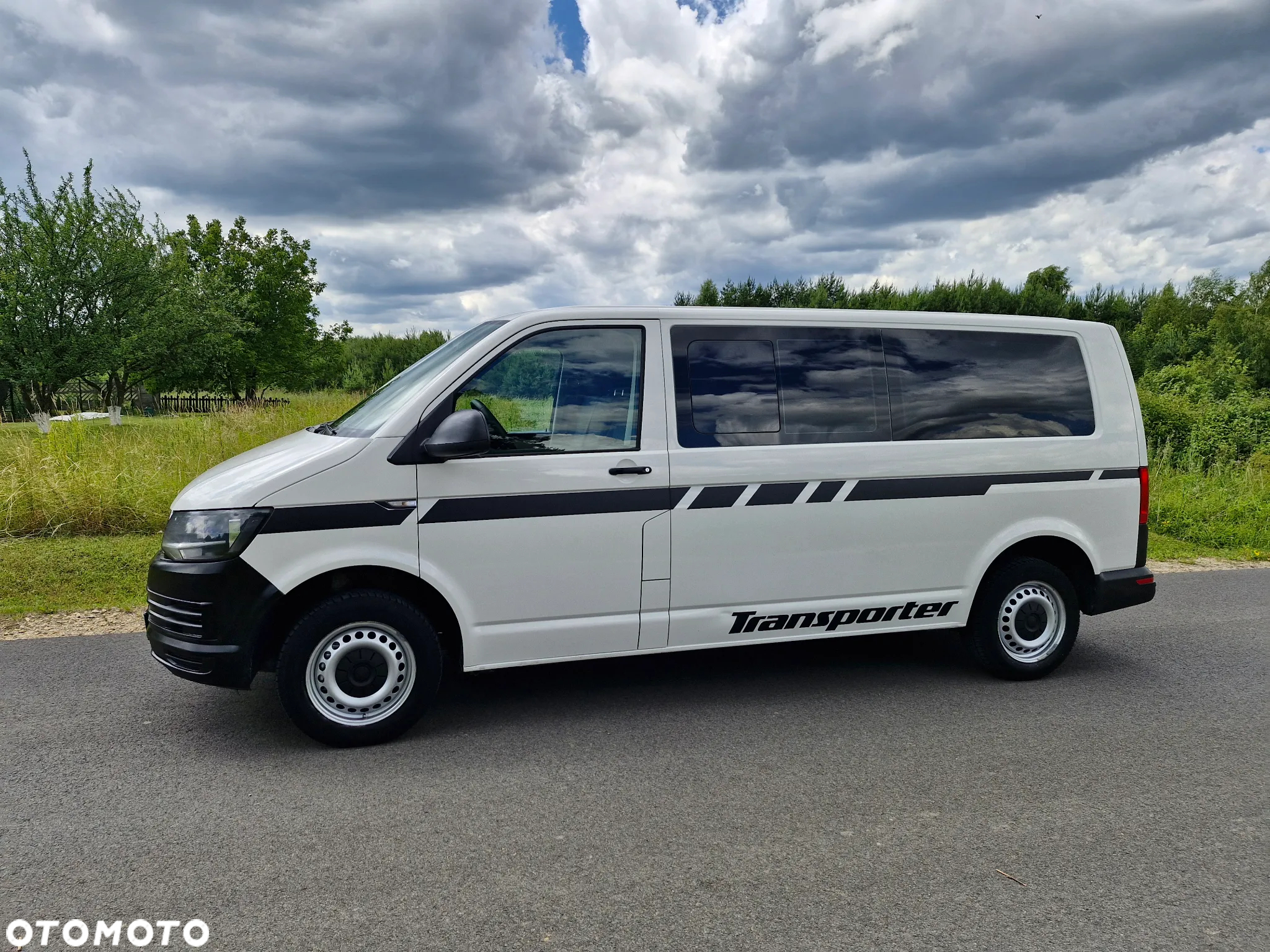 Volkswagen Transporter T6 TDI L2H1 - 3