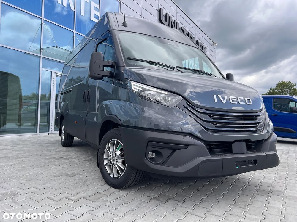 Iveco Szukasz mocnego dostawczaka? Właśnie go znalazłeś!Mocne Daily na już! - 4