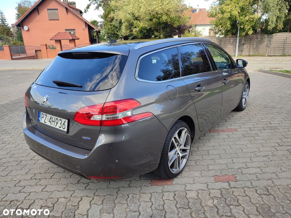 Peugeot 308 2.0 Blue HDi Allure S&S - 8