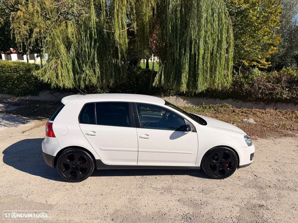 VW Golf - 9