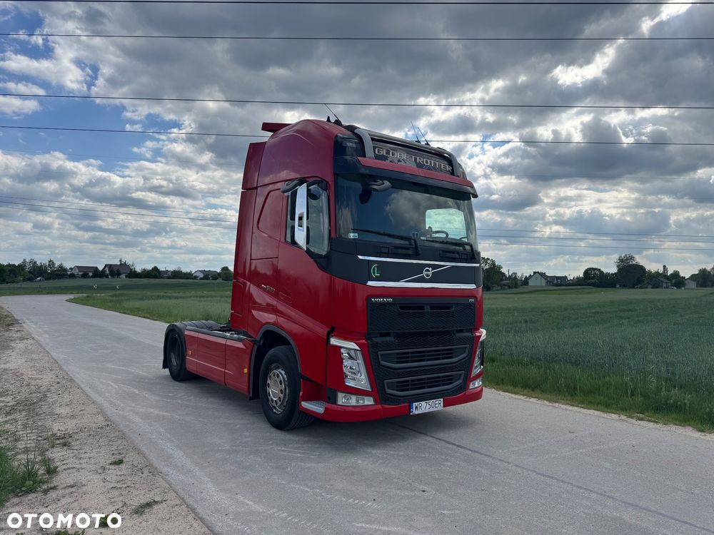 Volvo - 2