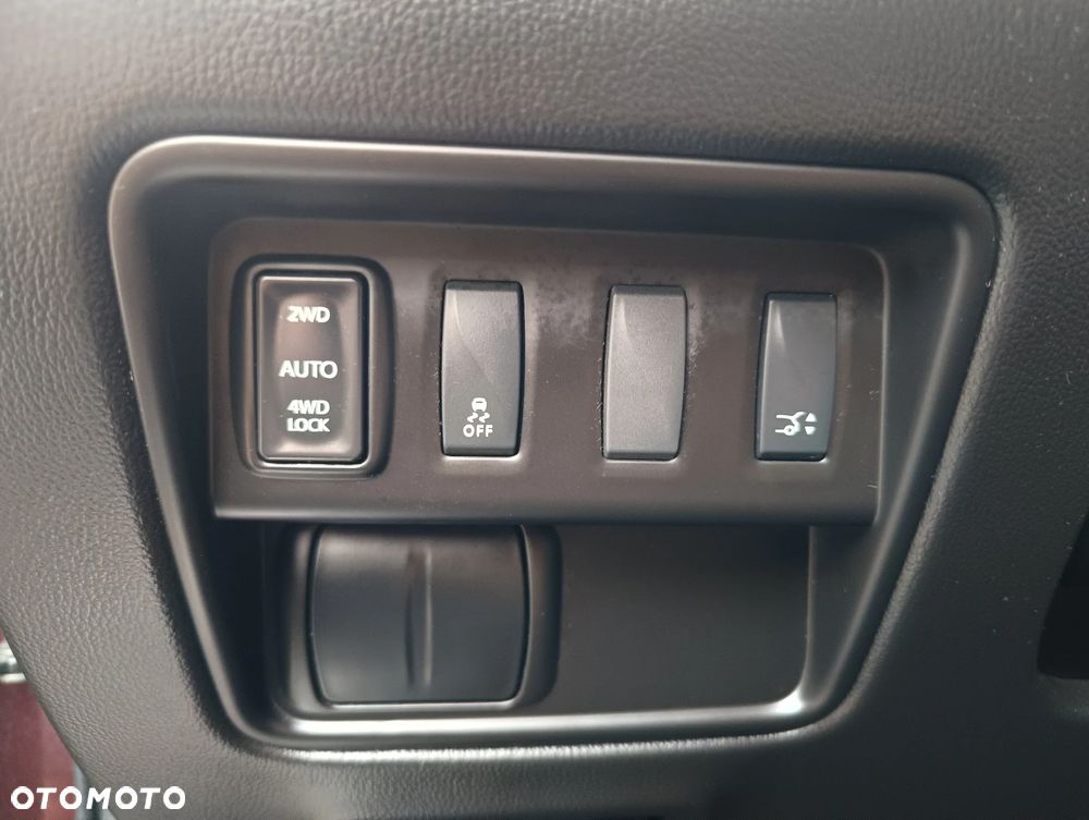 Renault Koleos ENERGY dCi 175 X-tronic 4WD LIMITED - 34