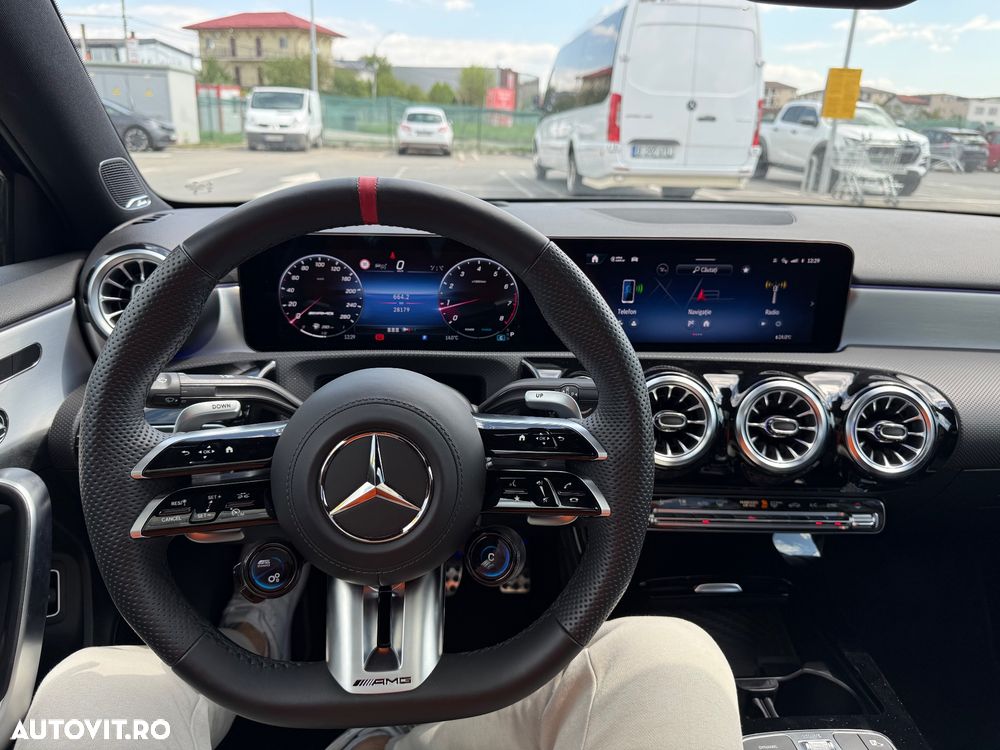 Mercedes-Benz A 35 AMG 4Matic+ Aut. - 10