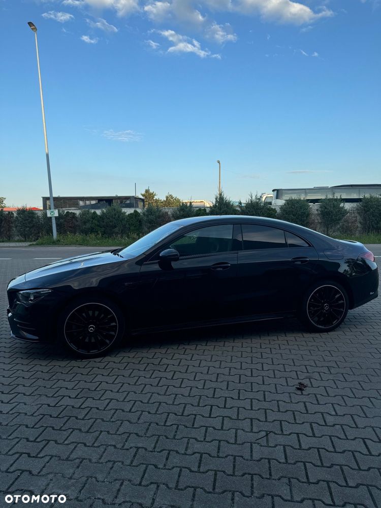 Mercedes-Benz CLA 250 E AMG Line 8G-DCT - 4