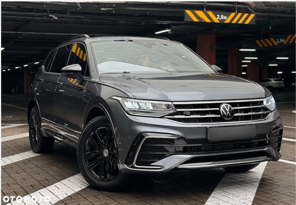 Volkswagen Tiguan - 2