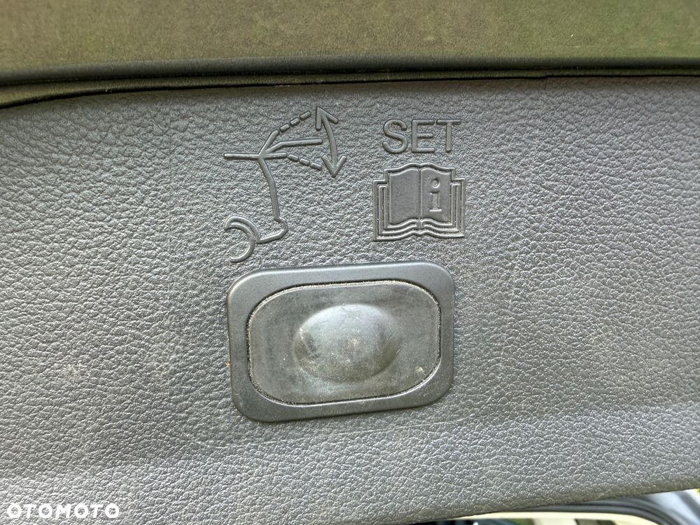 Ford Kuga - 20
